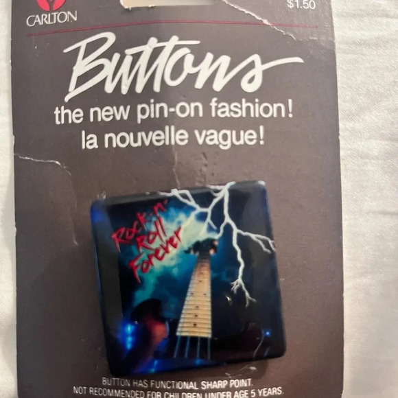 8 Vintage Carlton Buttons/Pins - Picture 4 of 10